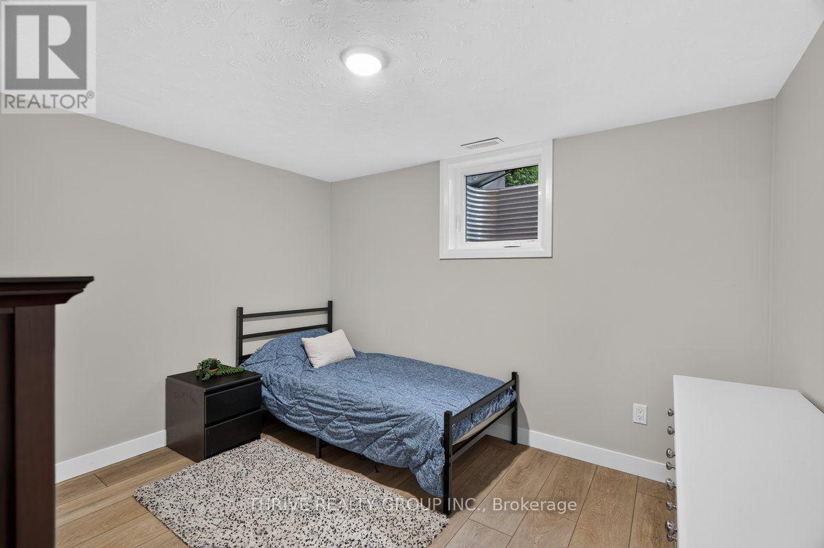 29 SOUTHLAND DRIVE - 27