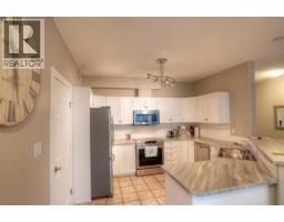 Dining room - 1128 Sunset Drive Unit# 706 Lot# 52, Kelowna, BC V1Y9W7 Photo 7