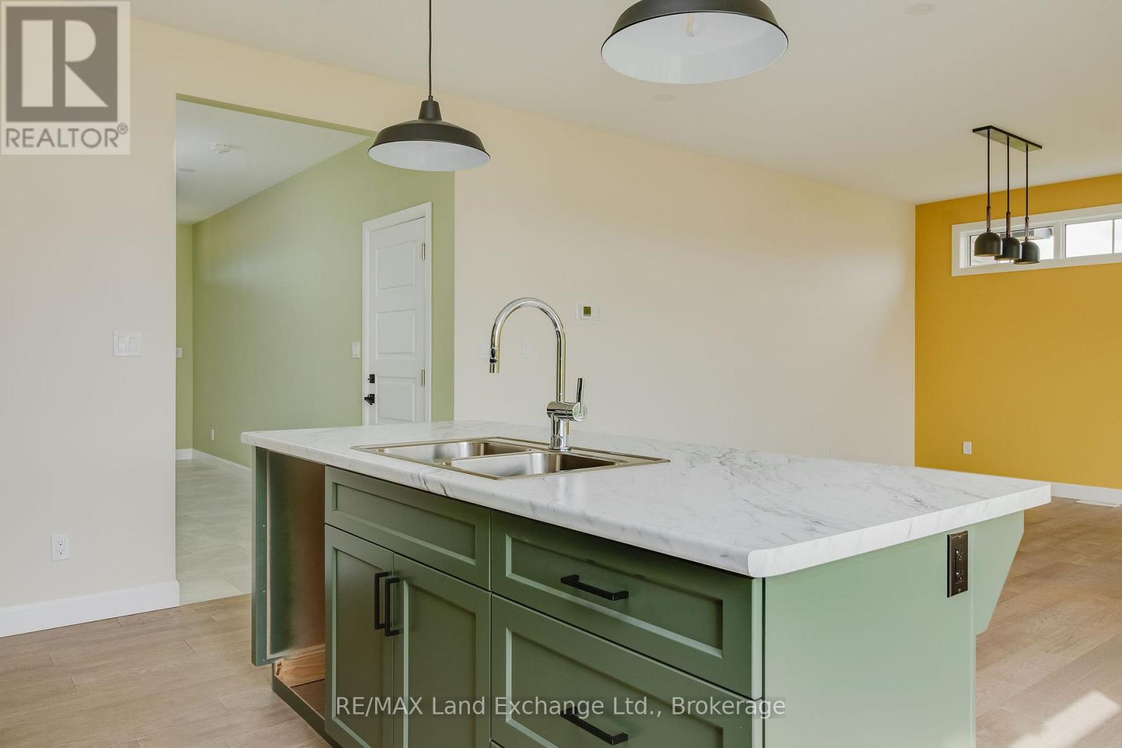278 Mary Rose Avenue — photo 4