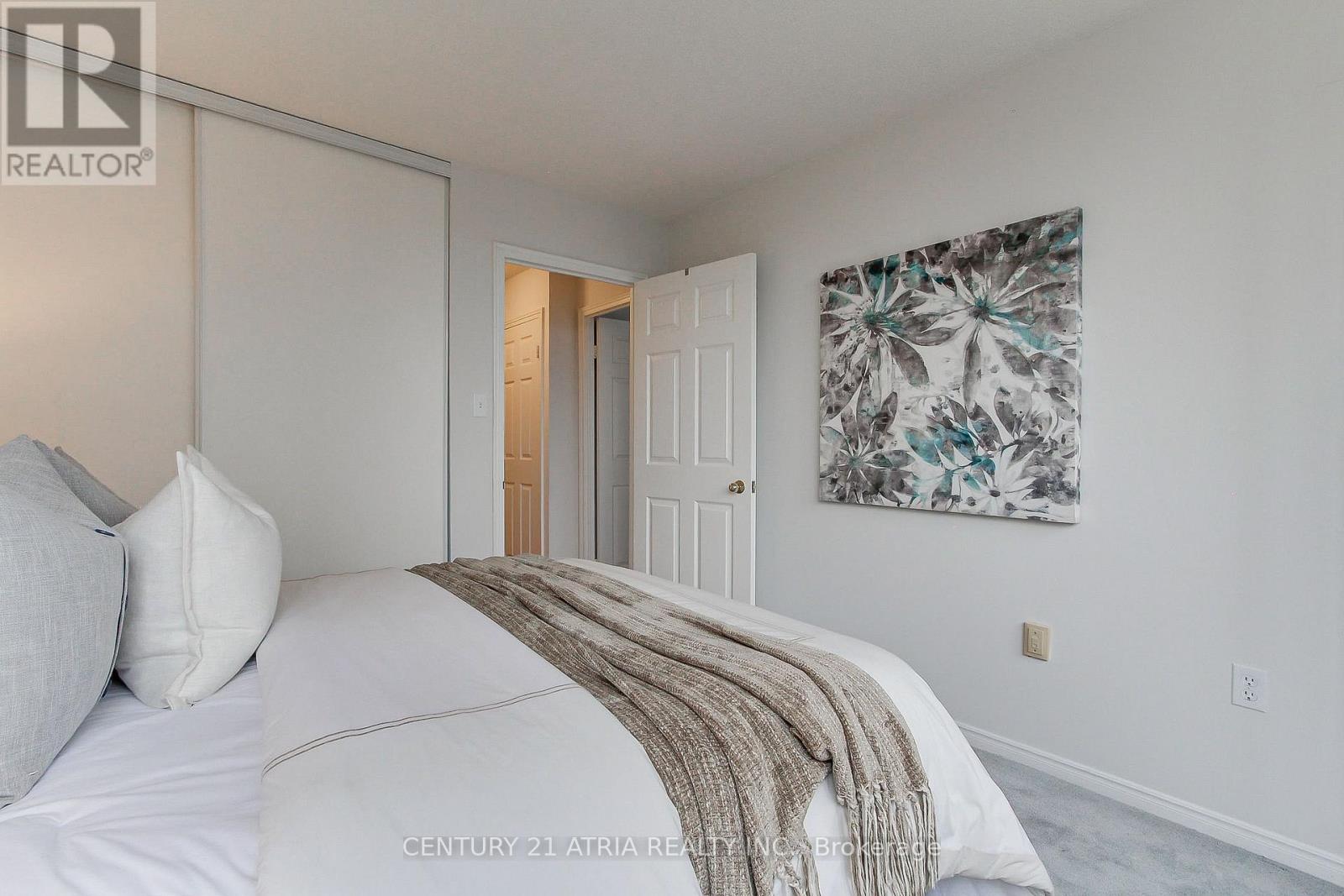 309- 270 Davis Drive, Newmarket, ON photo 27