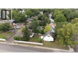 502 12 Street N - photo 5