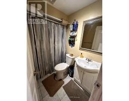 95 Mullis Crescent, Brampton, ON L6Y4T1 Photo 8