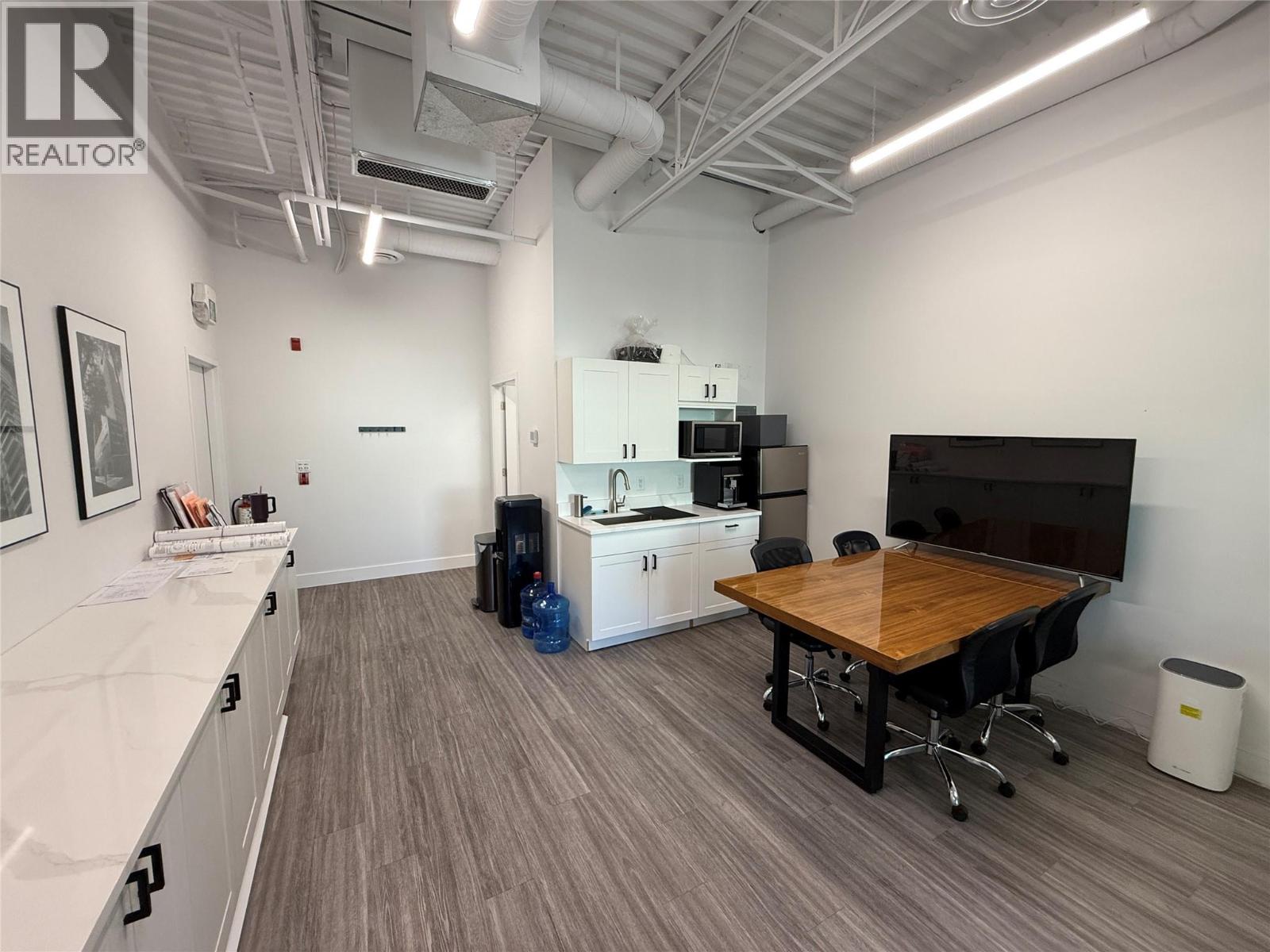 B-106 815 Vaughan Avenue, Kelowna