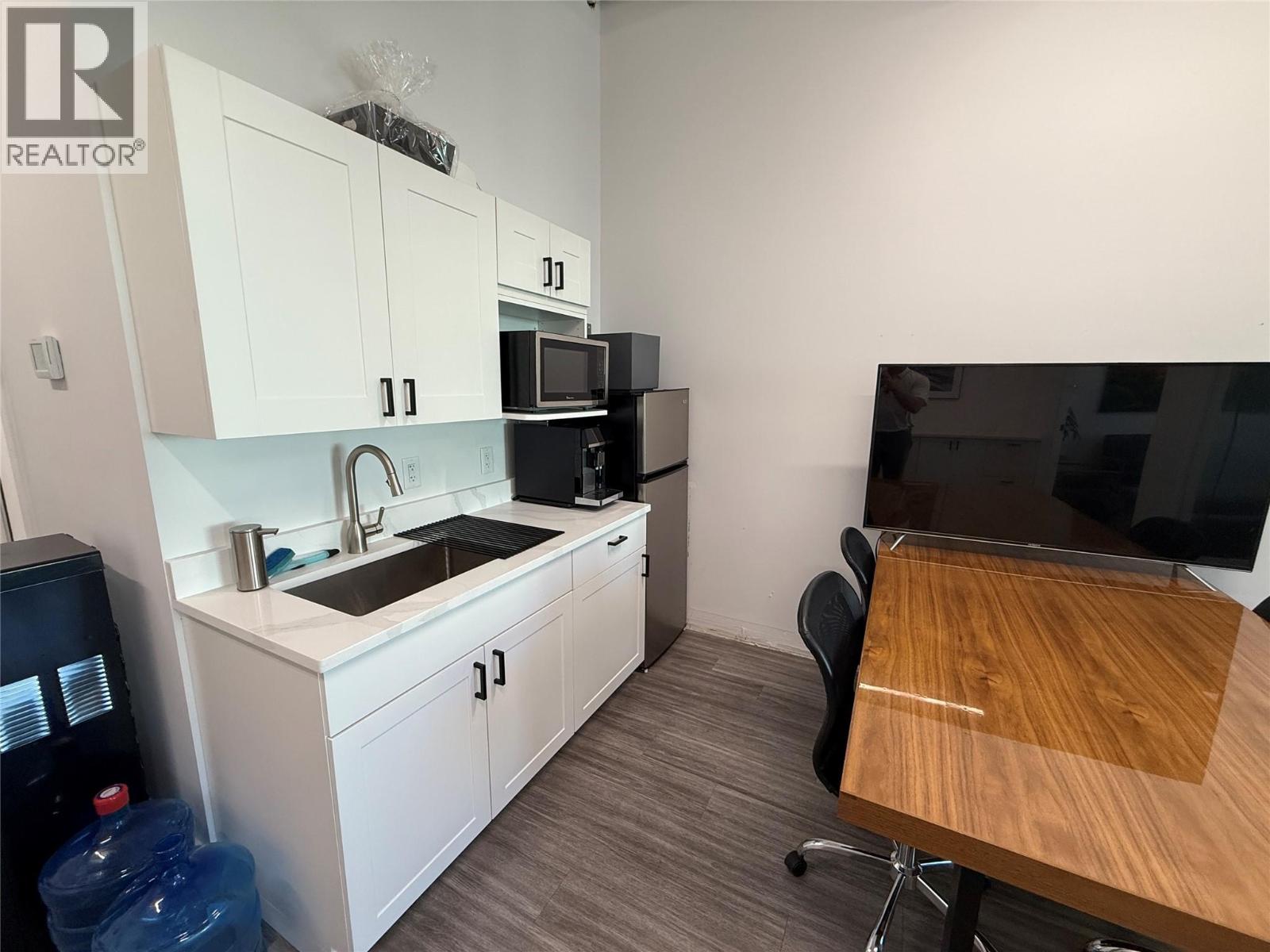 B-106 815 Vaughan Avenue, Kelowna