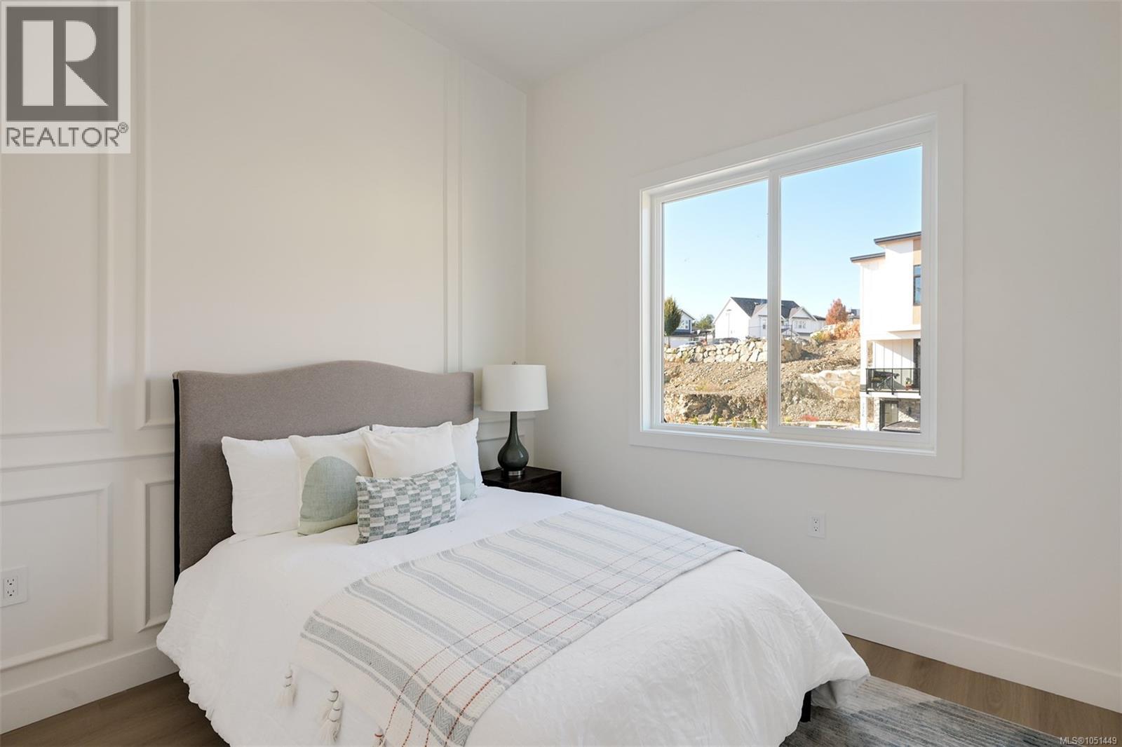 2119 Kingbird Dr - Image 46