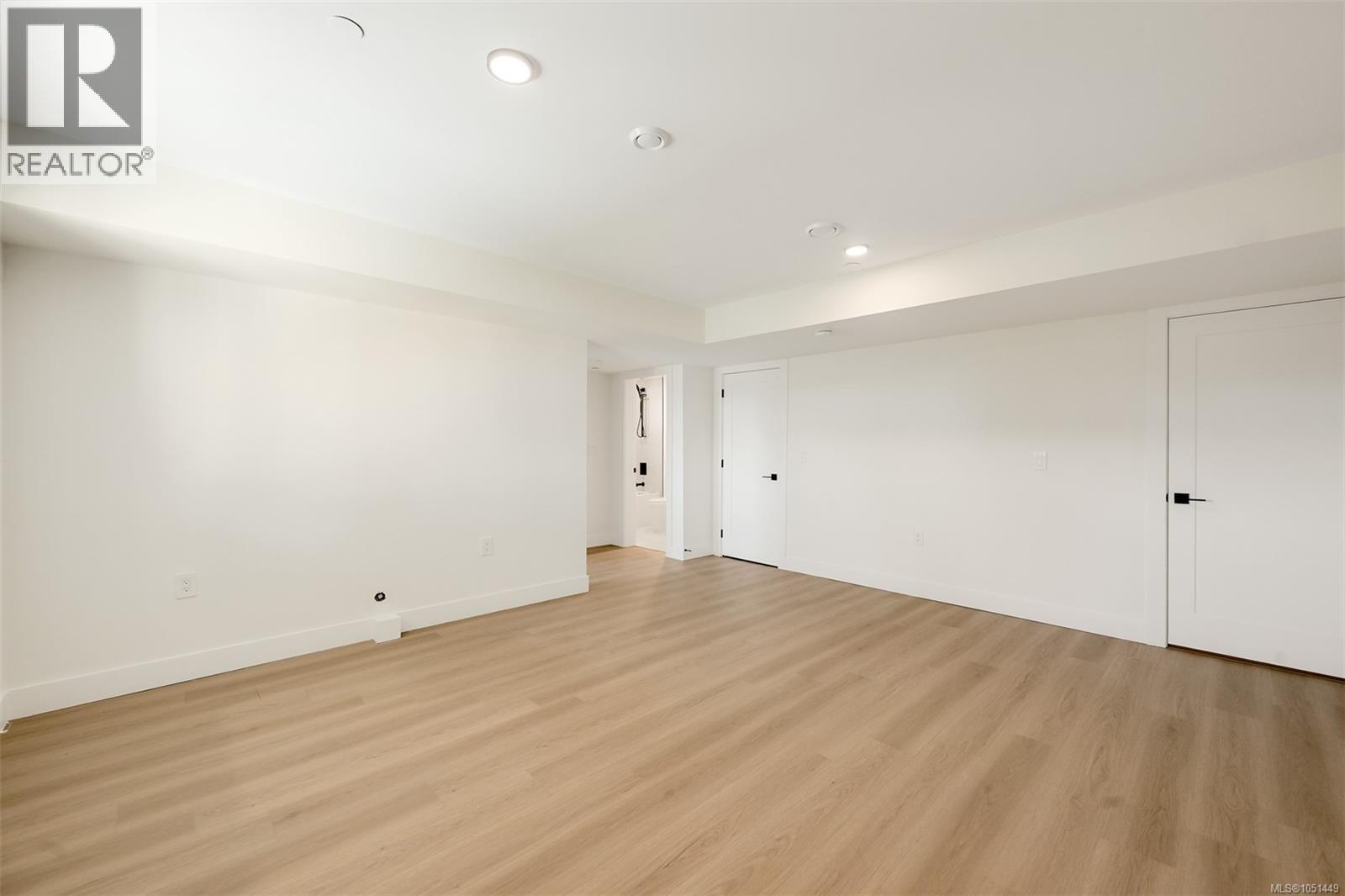 2119 Kingbird Dr - Image 55