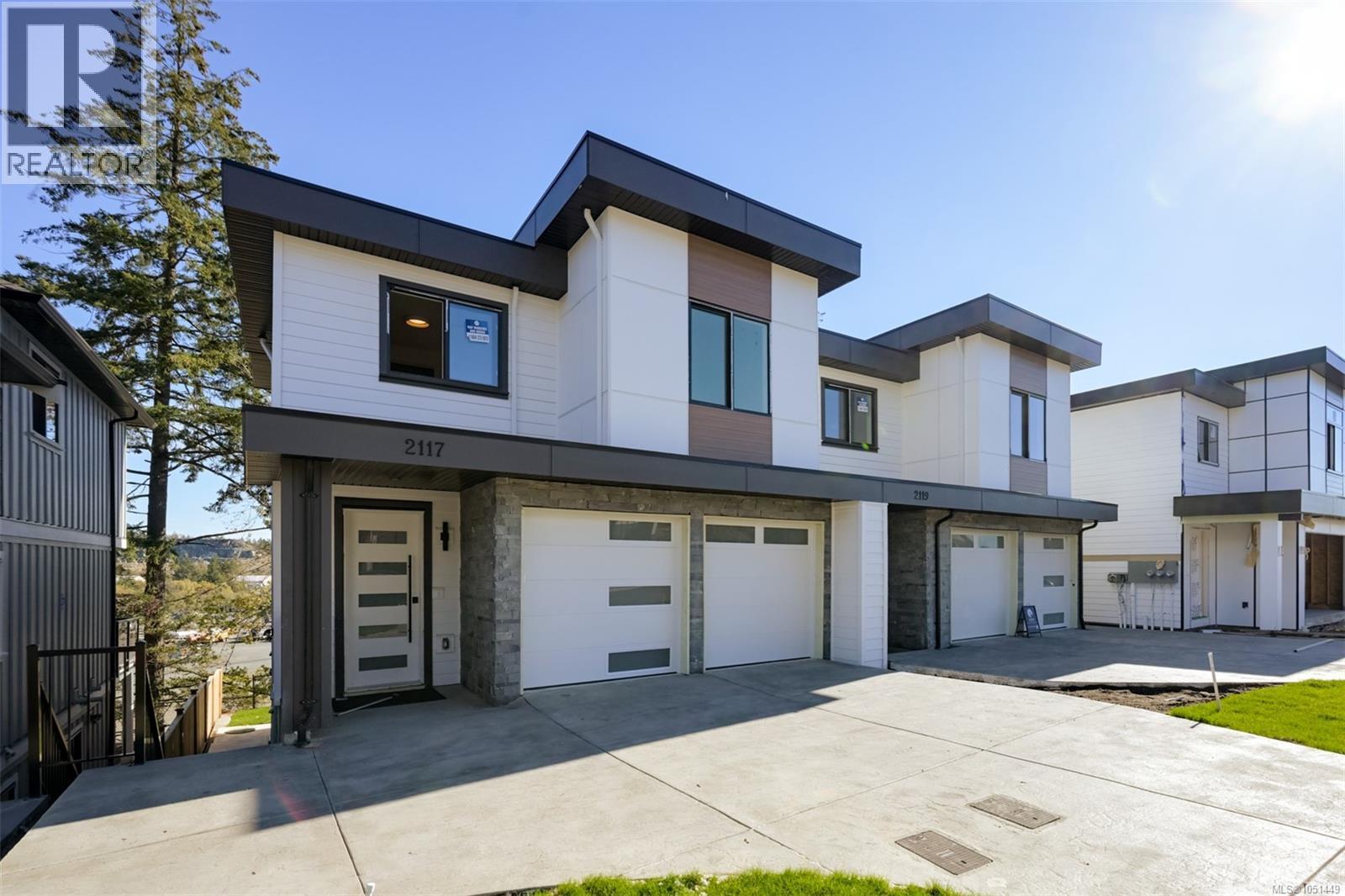 2119 Kingbird Dr - 67