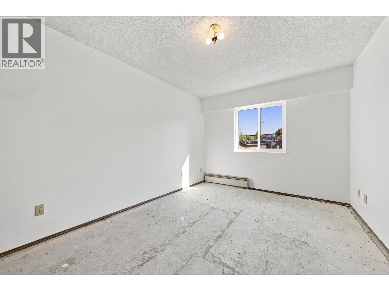 Photo of 205 1825 W 8TH AVENUE 22