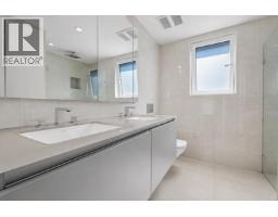156 W Woodstock Avenue, Vancouver, BC V5Y0N1 Photo 11