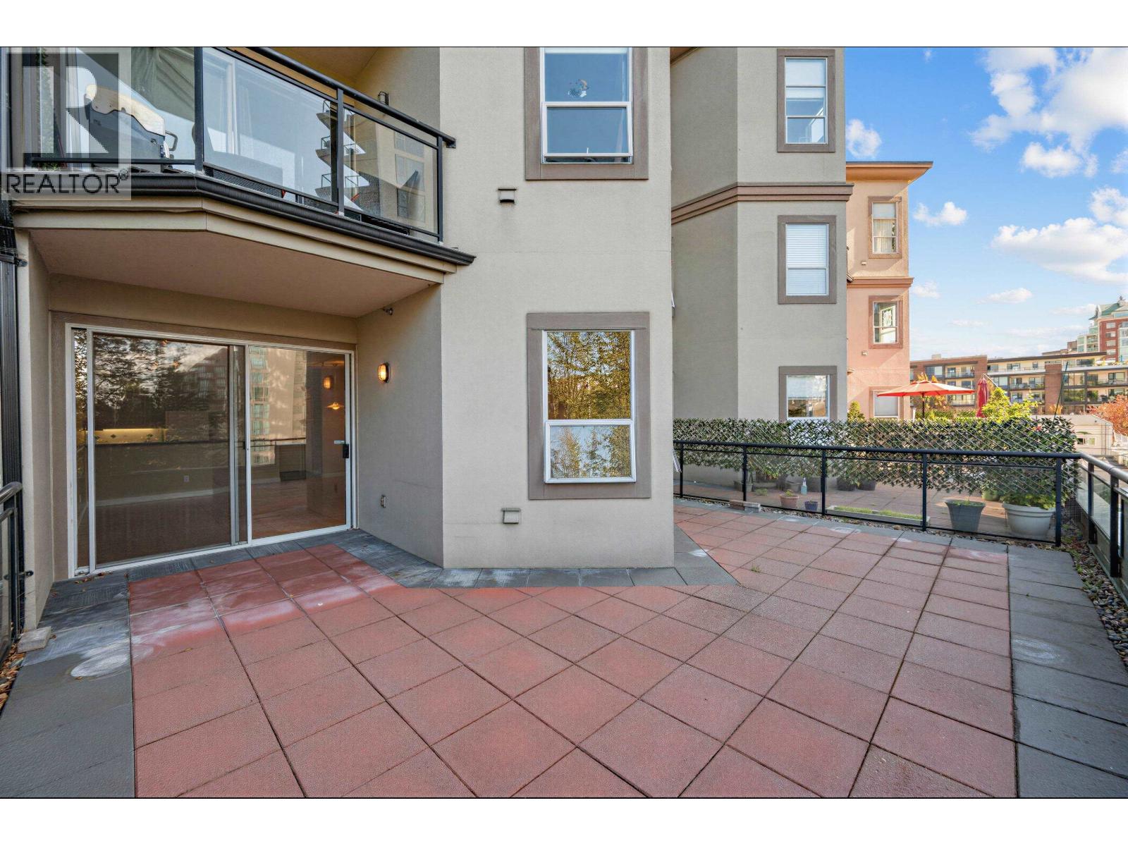 Photo of 204 131 W 3RD STREET 26