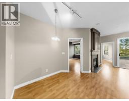 204 131 W 3rd Street, North Vancouver, BC V7M1E7 Photo 16