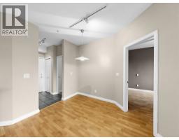 204 131 W 3rd Street, North Vancouver, BC V7M1E7 Photo 18