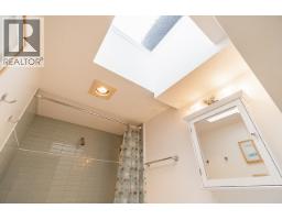 592 W 16th Avenue, Vancouver, BC V5Z1S4 Photo 17