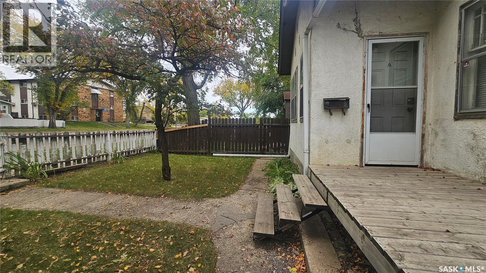 114 N AVENUE S, Saskatoon — photo 4