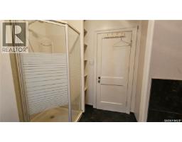 114 N Avenue S, Saskatoon, SK S7M2M7 Photo 22
