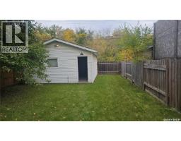 Laundry room - 114 N Avenue S, Saskatoon, SK S7M2M7 Photo 8