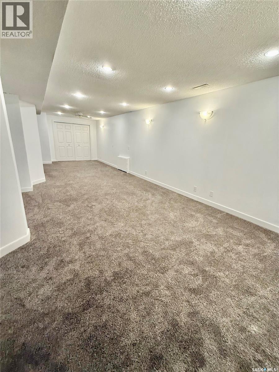 1511 Grandview STREET W - 18