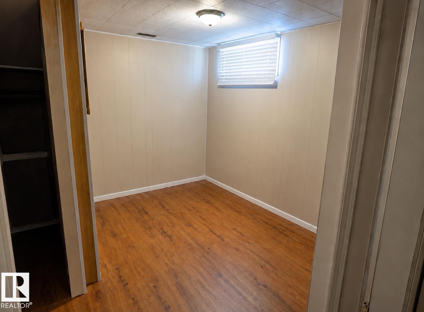 10439 36A Ave NW - 22