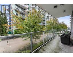211 185 Victory Ship Way, North Vancouver, BC V7L0G2 Photo 9