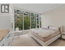211 185 Victory Ship Way, North Vancouver, BC V7L0G2 Photo 19