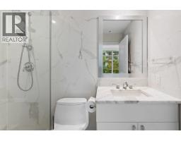 211 185 Victory Ship Way, North Vancouver, BC V7L0G2 Photo 21