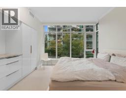 211 185 Victory Ship Way, North Vancouver, BC V7L0G2 Photo 18