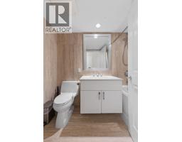 211 185 Victory Ship Way, North Vancouver, BC V7L0G2 Photo 17