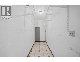 Bedroom - 60 Silverview Way Nw, Calgary, AB T3B3J8 Photo 13