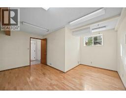 60 Silverview Way Nw, Calgary, AB T3B3J8 Photo 25