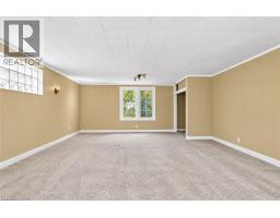 Family room - 70 Jackson Avenue, Kitchener, ON N2H3P1 Photo 9