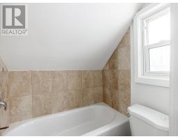 340 Wellington St, Sault Ste  Marie, ON P6A2L9 Photo 17