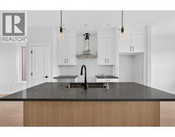 255 Lucas Gate Nw, Calgary, AB T3P2S5 Photo 11