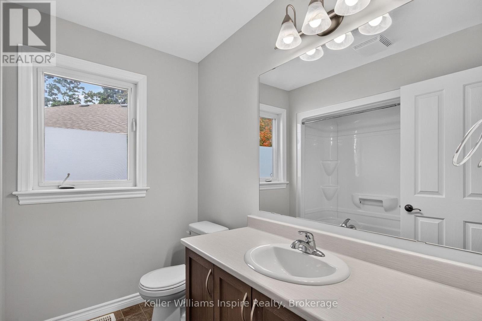 165 Islandview Drive — photo 21