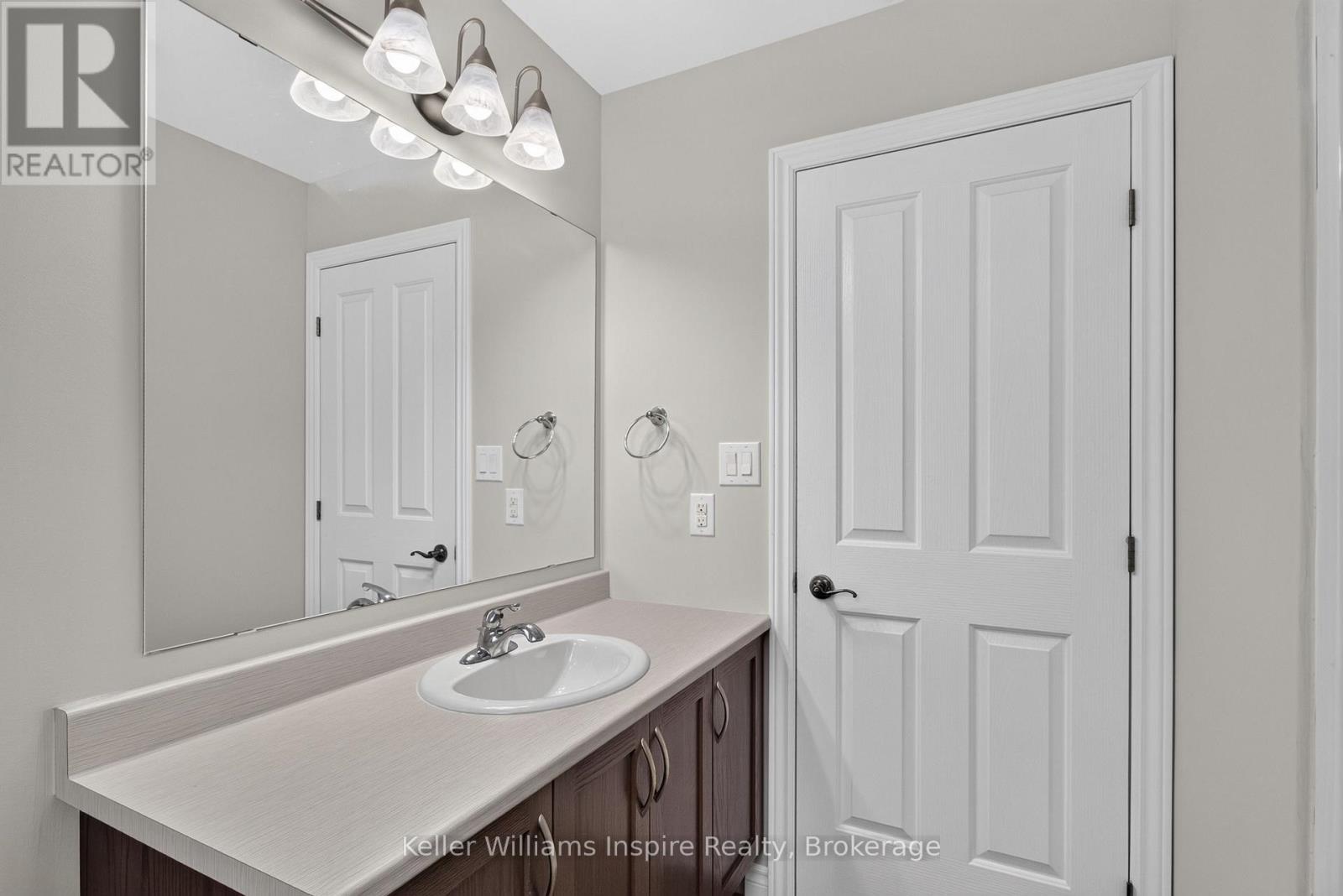 165 Islandview Drive — photo 22