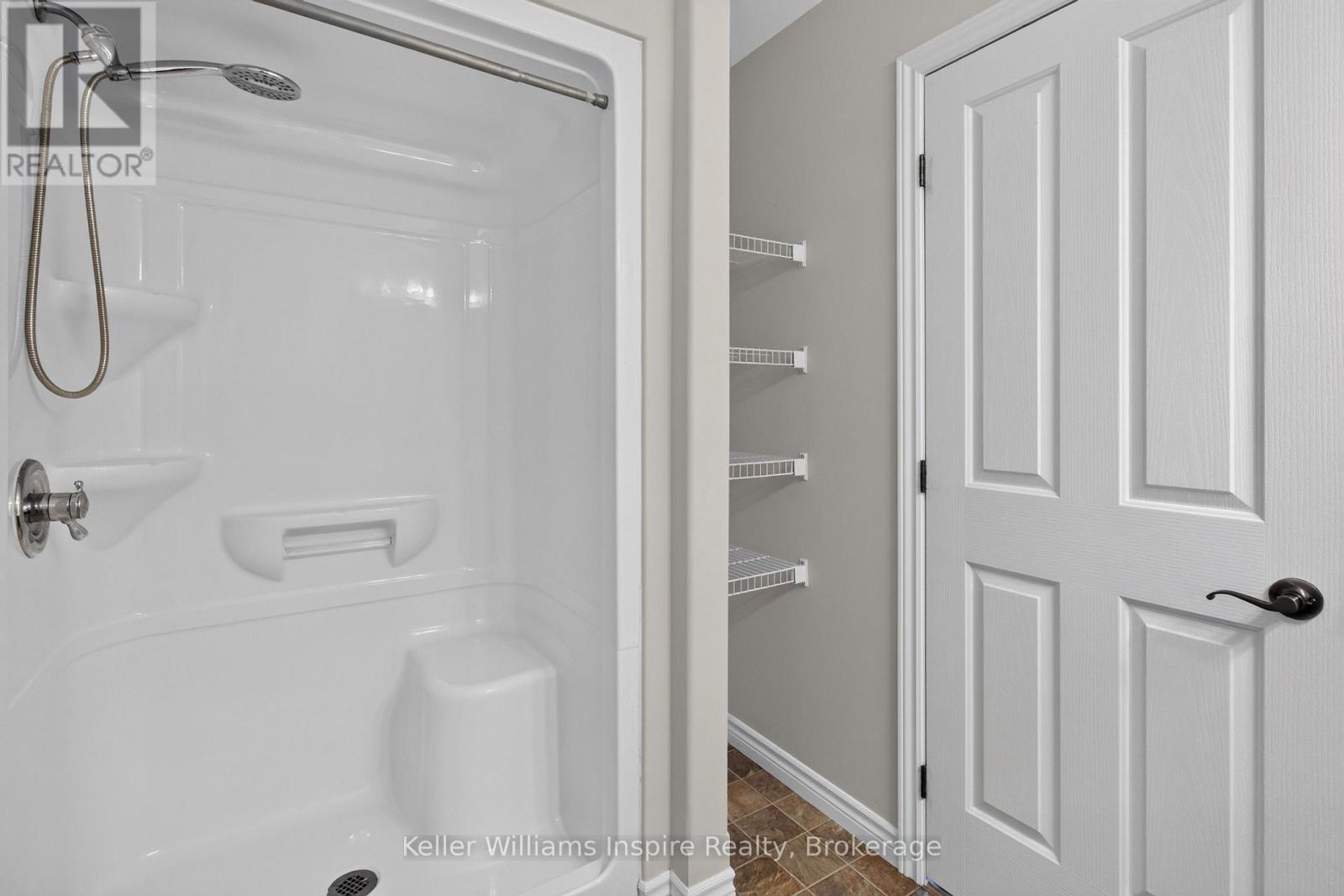 165 Islandview Drive — photo 28