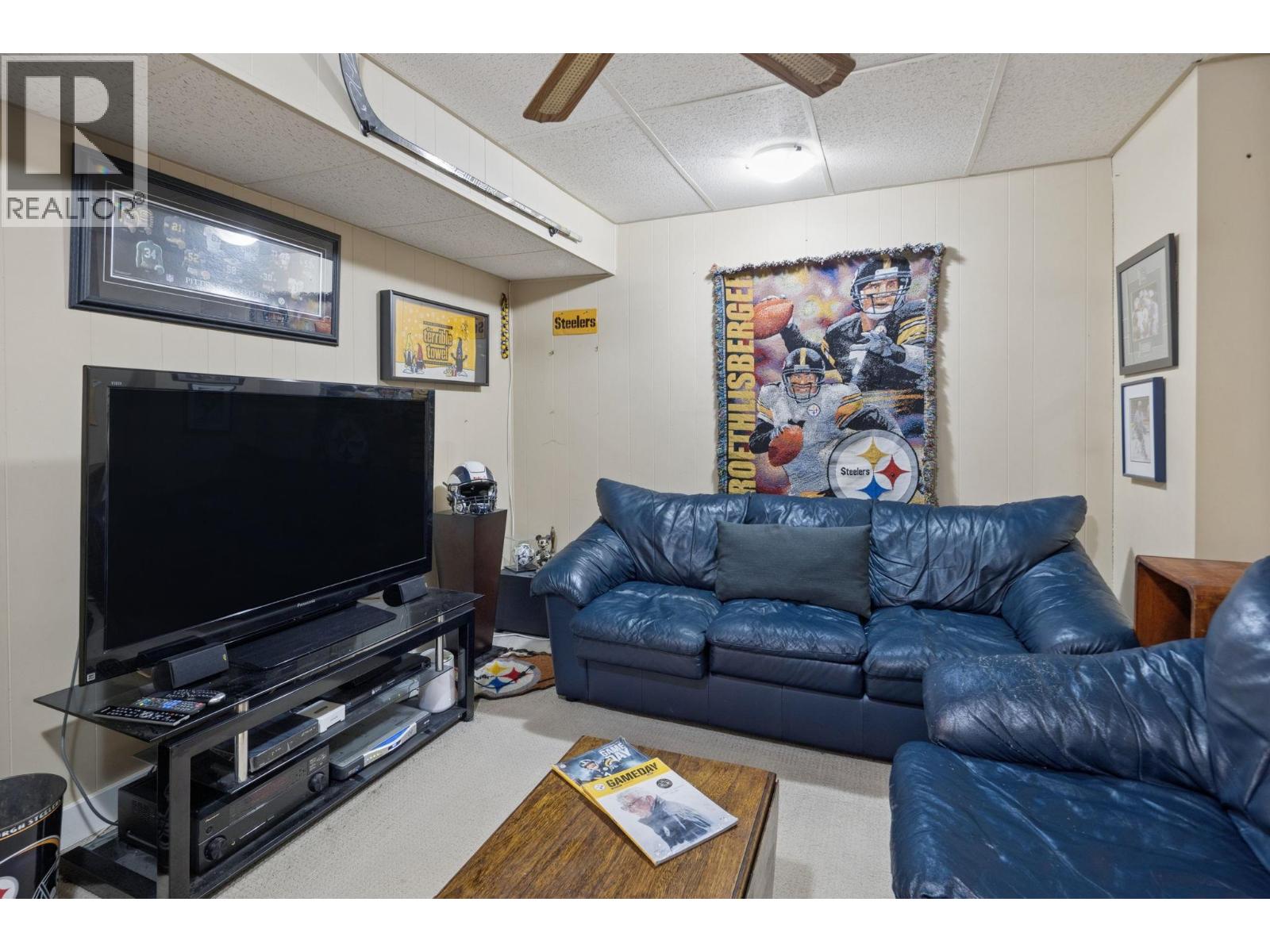 3 230 W 15TH STREET, North Vancouver