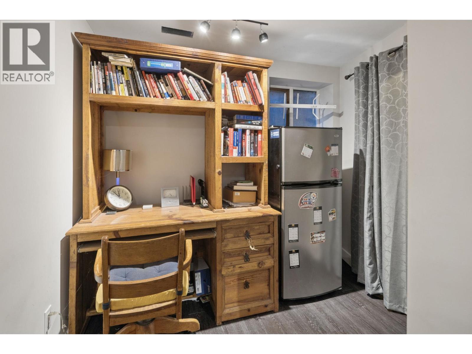 3 230 W 15TH STREET, North Vancouver