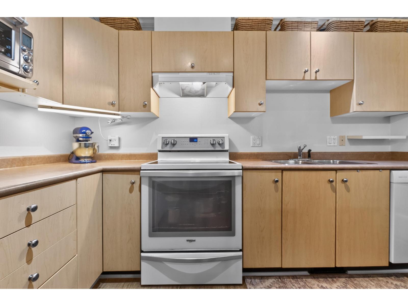Photo of 47 18883 65 STREET 13