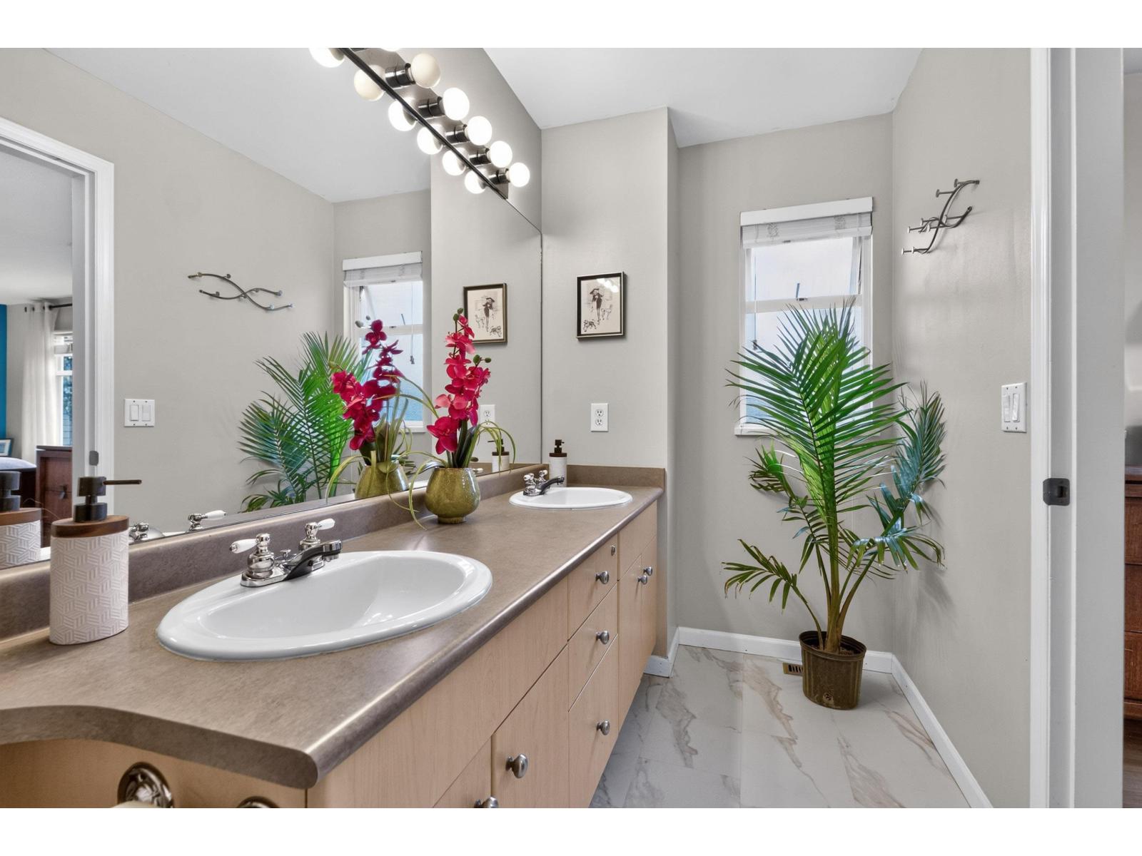 Photo of 47 18883 65 STREET 27