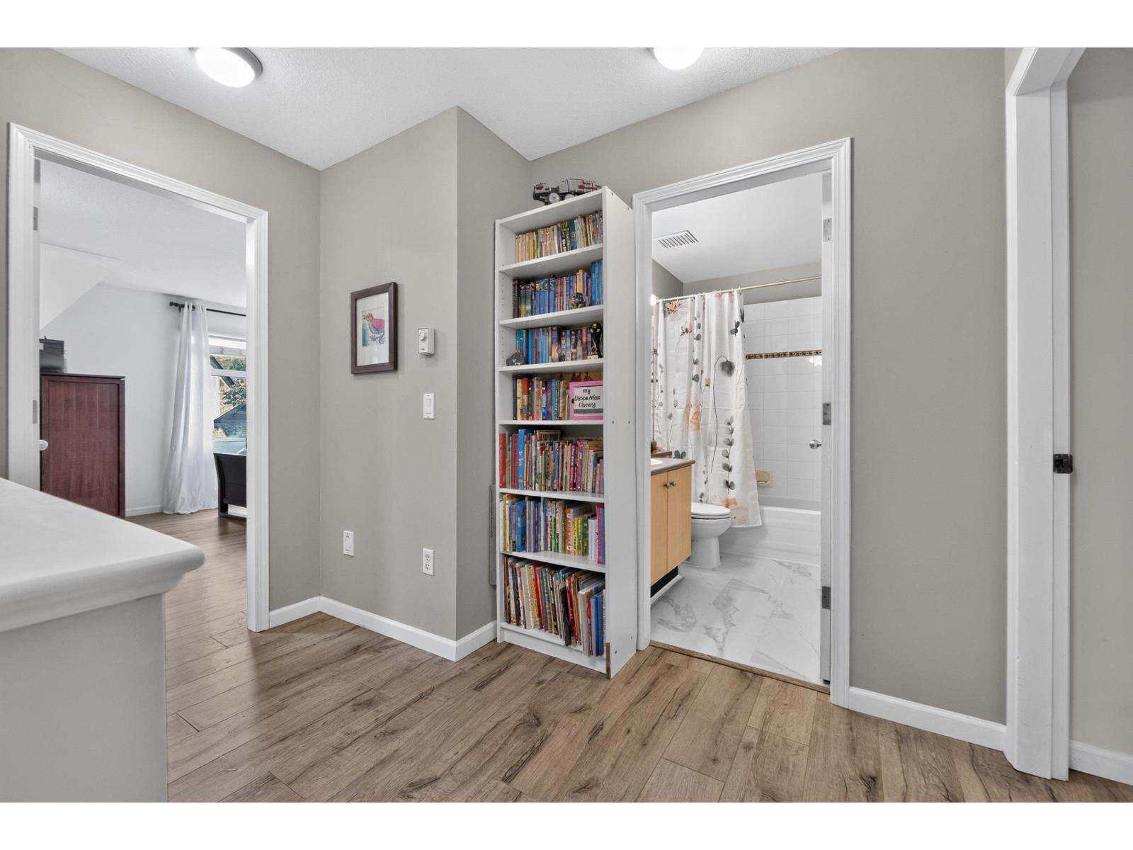 Photo of 47 18883 65 STREET 18