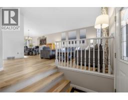 Primary Bedroom - 2109 Sunview Drive, West Kelowna, BC V1Z3P9 Photo 7