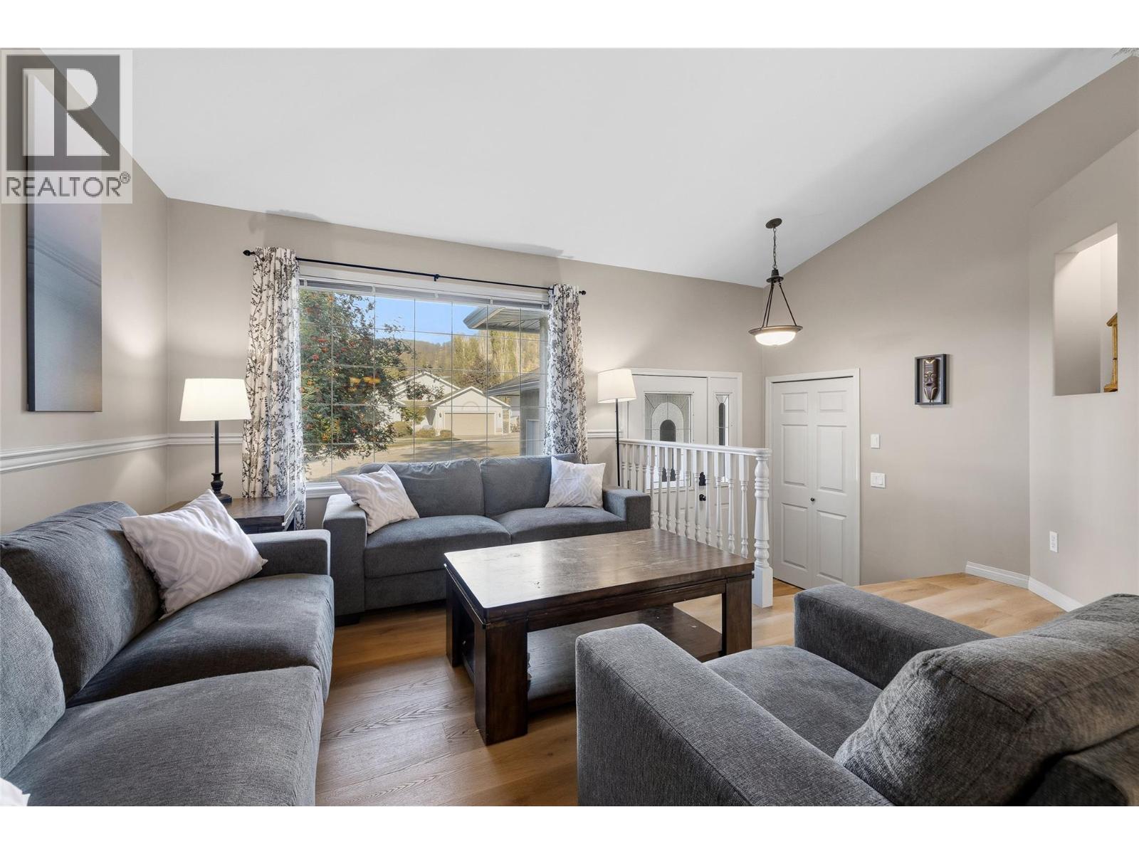 2109 Sunview Drive - Image 12