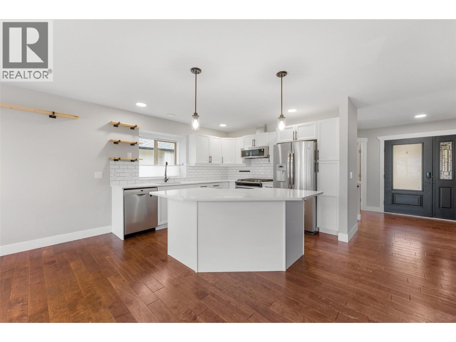 13296 Lake Hill Drive, Lake Country - Image 1