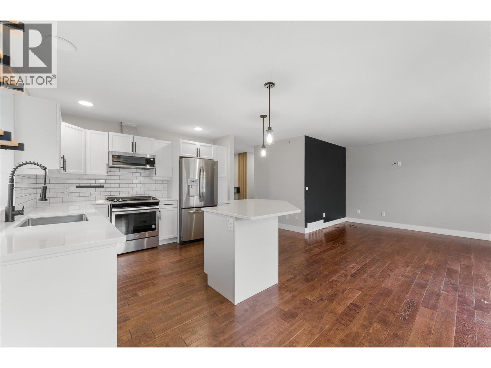 13296 Lake Hill Drive, Lake Country - Image 1