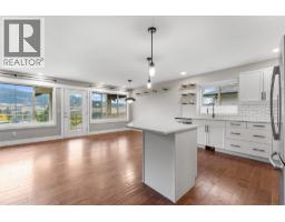 Full bathroom - 13296 Lake Hill Drive, Lake Country, BC V4V2P8 Photo 7