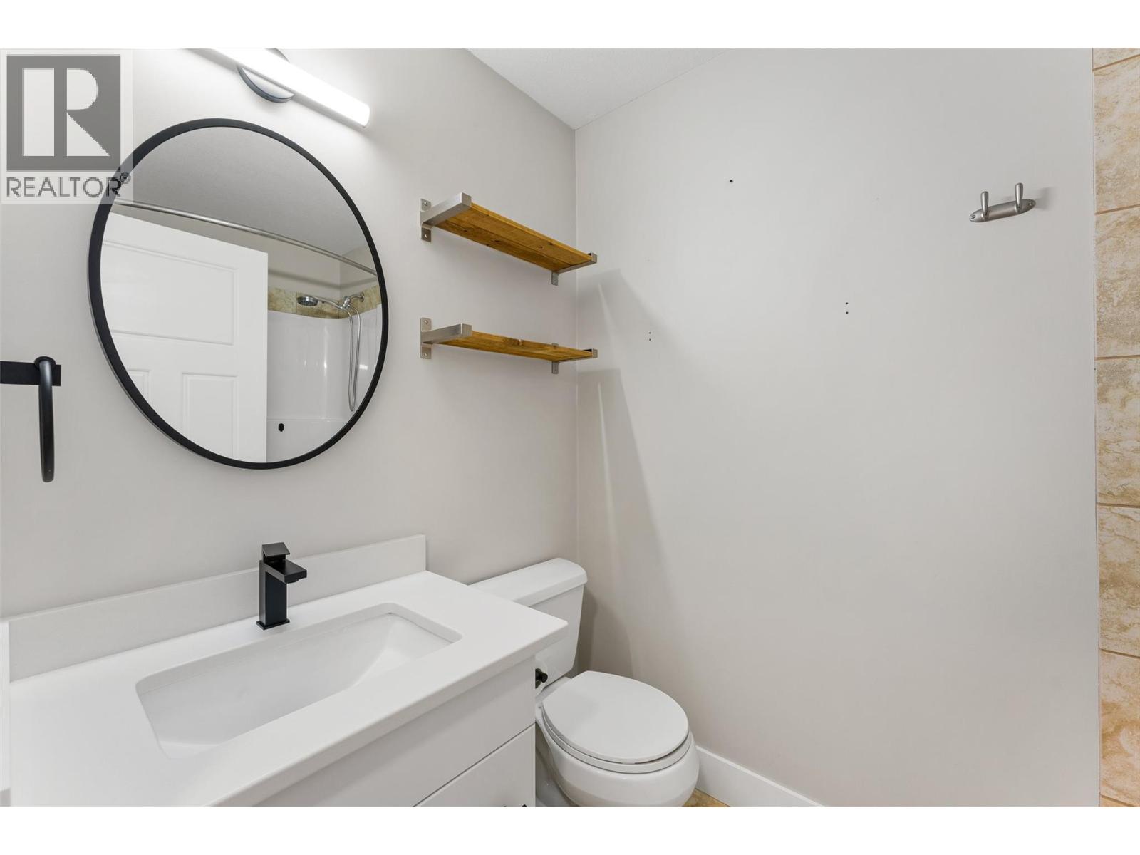 13296 Lake Hill Drive, Lake Country - Image 1