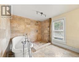 27 Christmas Street, Port Colborne, ON L3K1M3 Photo 17