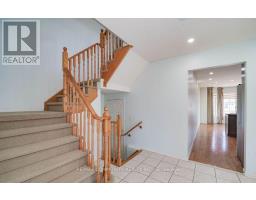 2 Oglevie Drive, Whitby, ON L1R2Y4 Photo 14