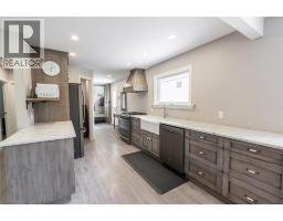 Kitchen - 6822 Evergreen Lane, Plympton Wyoming, ON N0N1E0 Photo 9