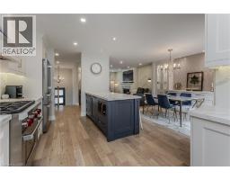5pc Bathroom - 2193 Lancaster Crescent, Burlington, ON L7P3G4 Photo 10